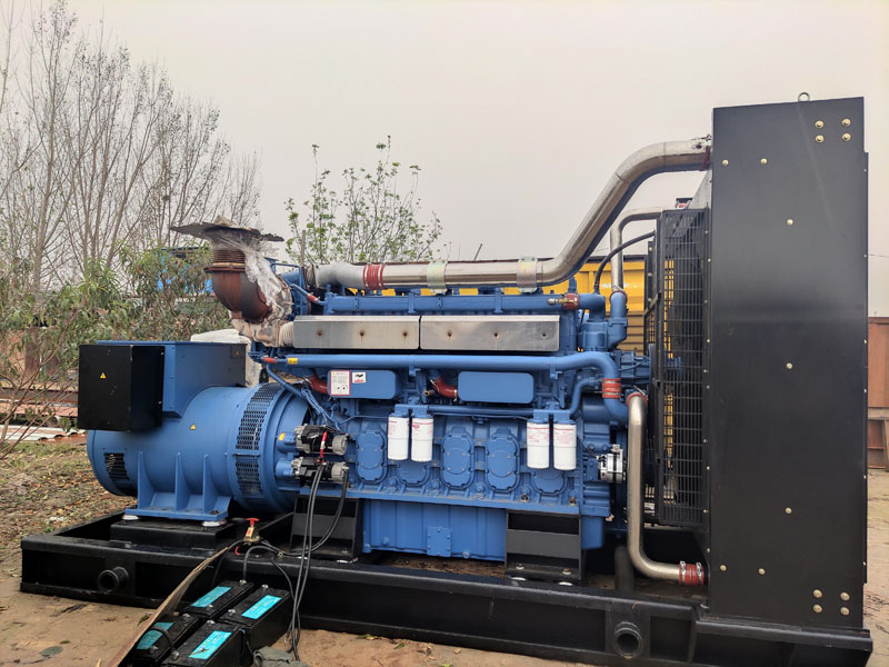 陇西柴油发电机组更换机油时，应遵循哪些步骤？